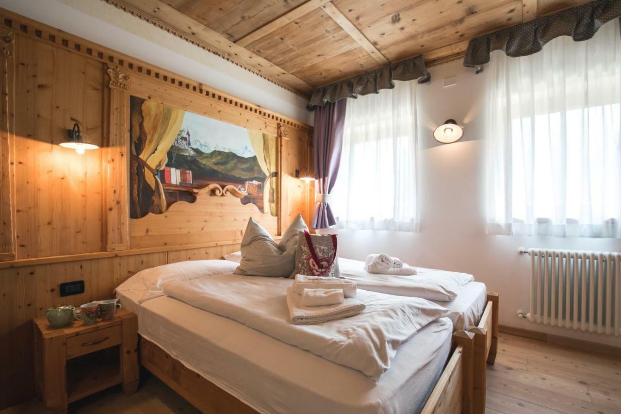 Chalet Alpenrose Bio Wellness Naturhotel Cogolo Exterior photo
